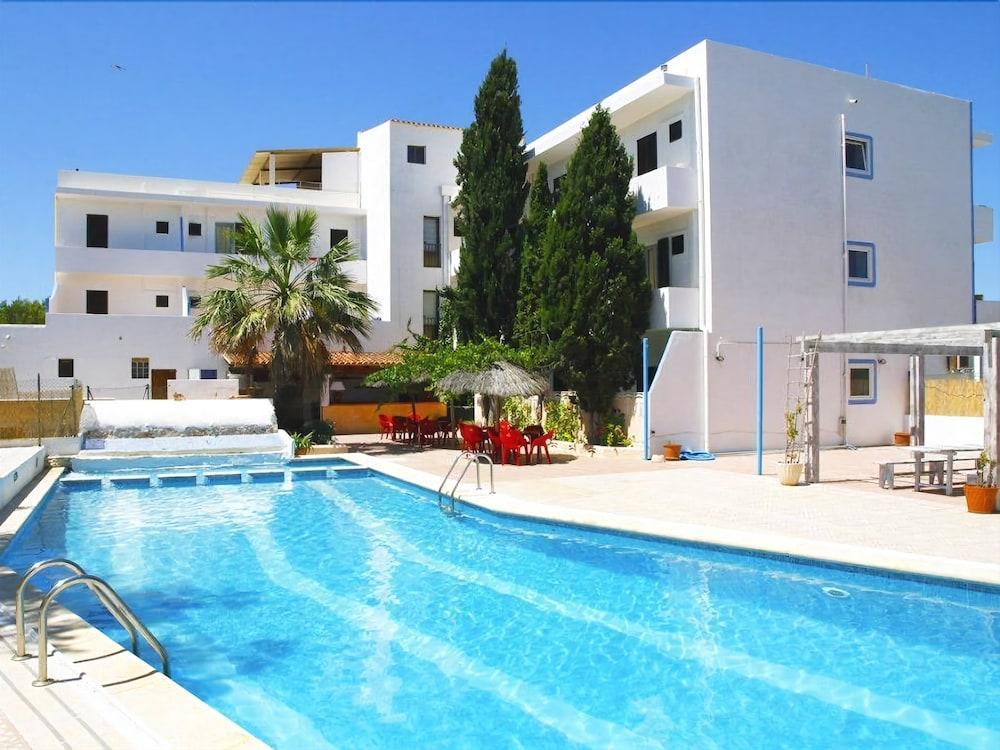 Hostal Santi Es Calo  Ngoại thất bức ảnh