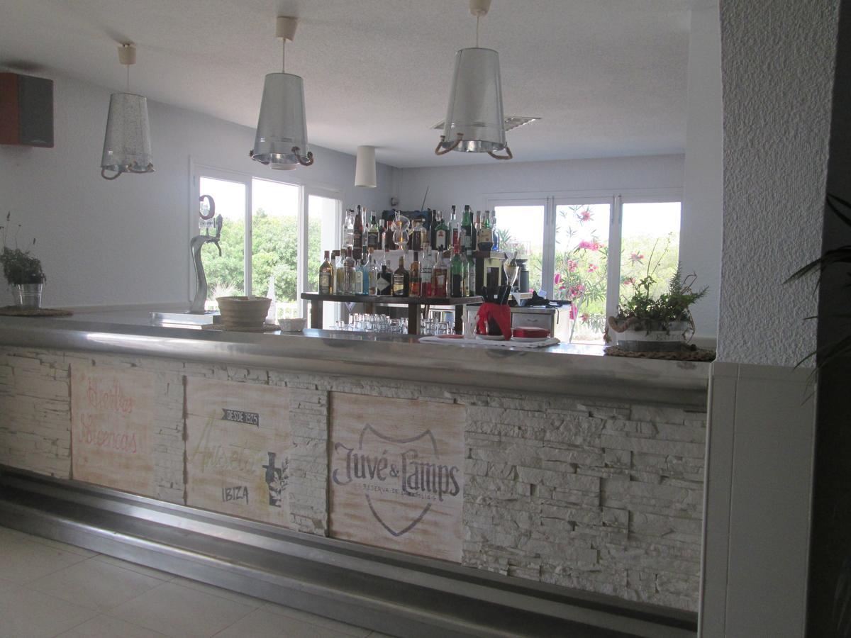 Hostal Santi Es Calo  Ngoại thất bức ảnh